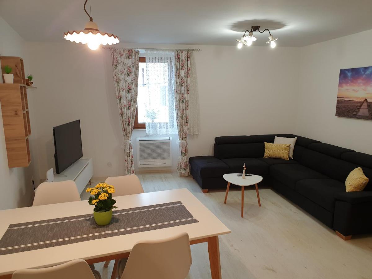 Apartment Old Town 乌马格 外观 照片