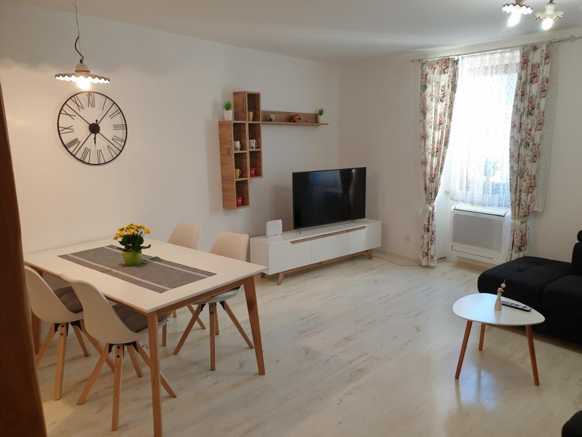 Apartment Old Town 乌马格 外观 照片